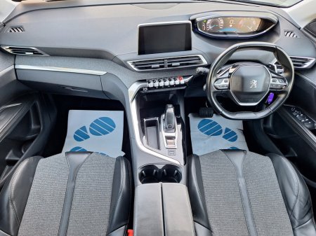 2018 Peugeot 5008 - photo 18