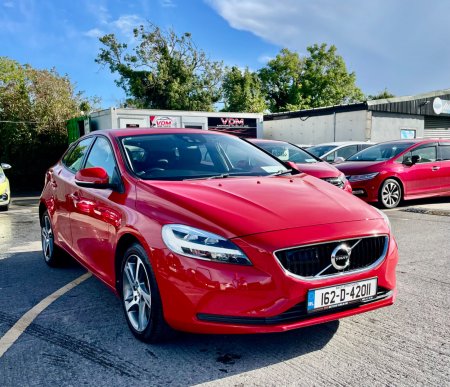 2016 Volvo V40 D4 (190hp) R-Design Geartronic