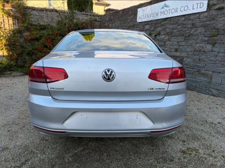2017 Volkswagen Passat - photo 11
