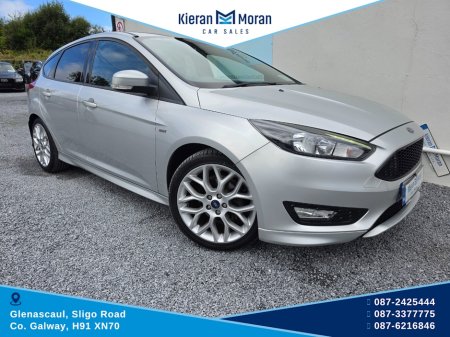 2017 Ford Focus - photo 2