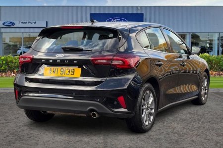 2025 Ford Focus - photo 4