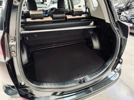 2018 Toyota RAV4 - photo 11