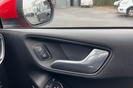 2020 Ford Fiesta - photo 40