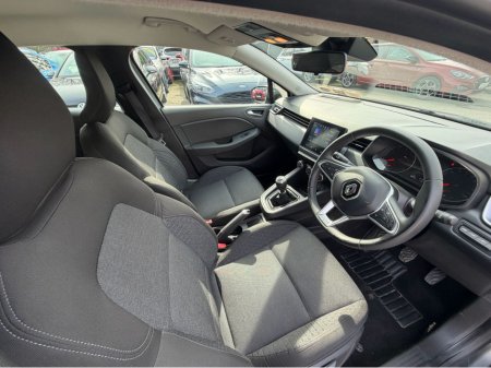 2023 Renault Clio - photo 11