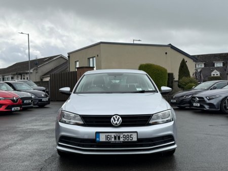 2016 Volkswagen Jetta - photo 2