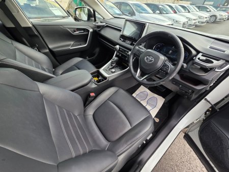 2019 Toyota RAV4 - photo 13