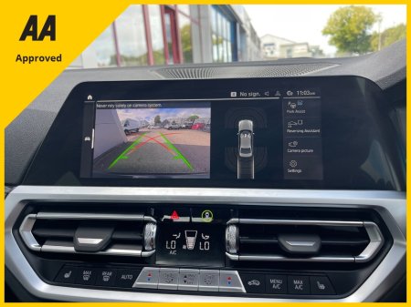 2022 BMW 3-Series - photo 7
