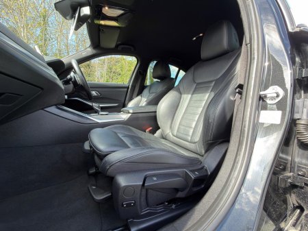 2021 BMW 3-Series - photo 16