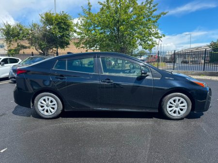 2021 Toyota Prius - photo 2