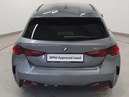 2026 BMW 1-Series - photo 27