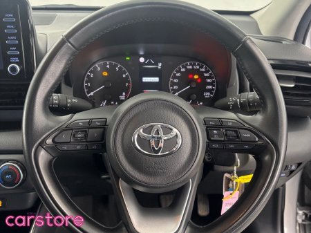 2024 Toyota Yaris - photo 18