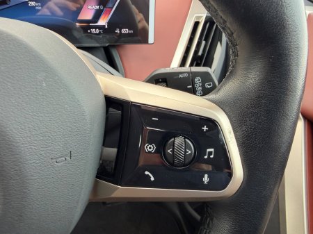 2022 BMW iX - photo 23
