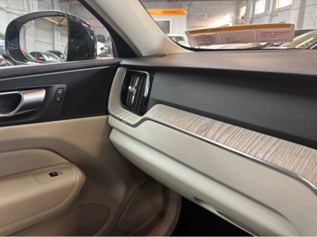 2023 Volvo XC60 - photo 20