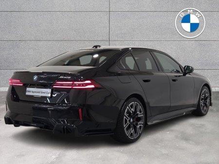 2026 BMW 5-Series - photo 25