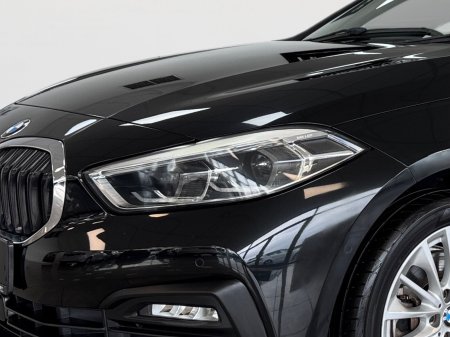 2021 BMW 1-Series - photo 9