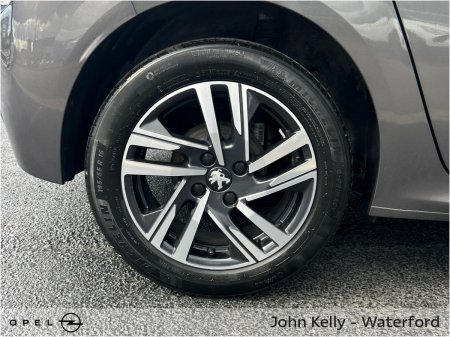2023 Peugeot 208 - photo 6
