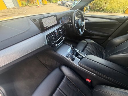 2018 BMW 5-Series - photo 16