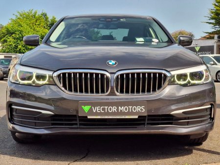 2020 BMW 5-Series - photo 4