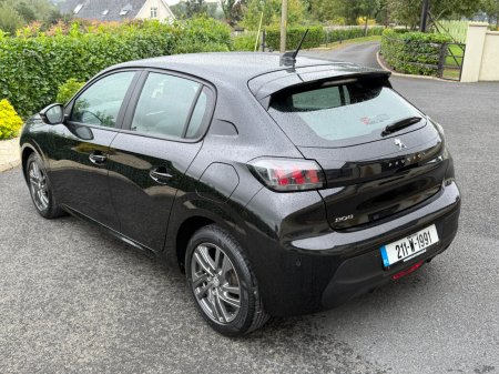 2021 Peugeot 208 - photo 19