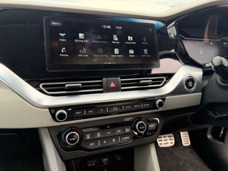 2020 Kia Niro - photo 18