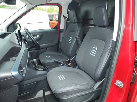 2025 Ford Transit Courier - photo 17