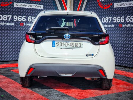 2023 Toyota Yaris - photo 14