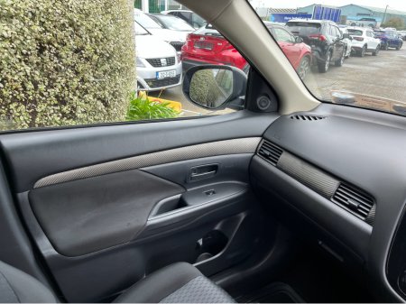 2015 Mitsubishi Outlander - photo 14