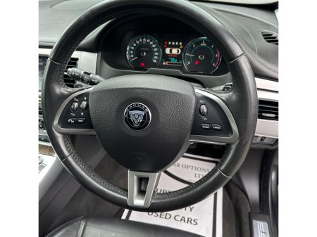 2015 Jaguar XF - photo 8