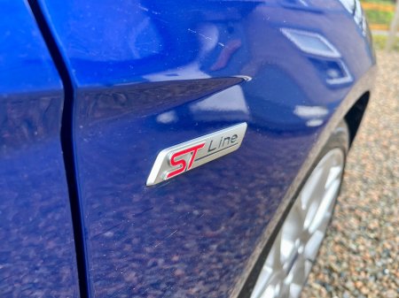 2018 Ford Focus - photo 9