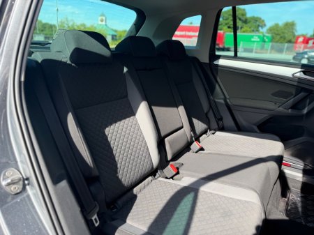 2018 Volkswagen Tiguan - photo 24
