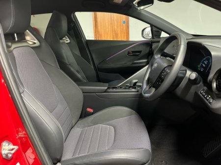 2025 Toyota C-HR - photo 11