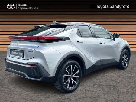 2024 Toyota C-HR - photo 2