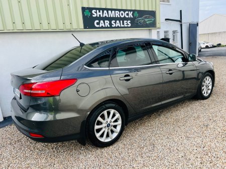 2018 Ford Focus - photo 11
