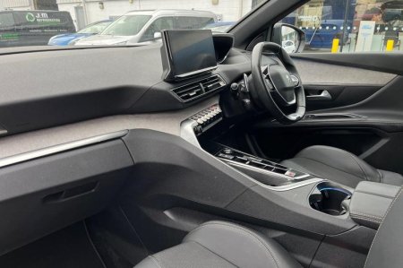 2023 Peugeot 5008 - photo 18
