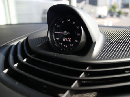 2026 Porsche Taycan - photo 13