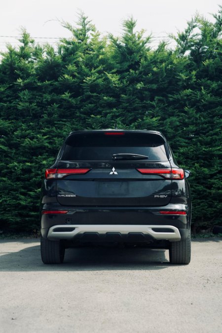 2022 Mitsubishi Outlander - photo 3