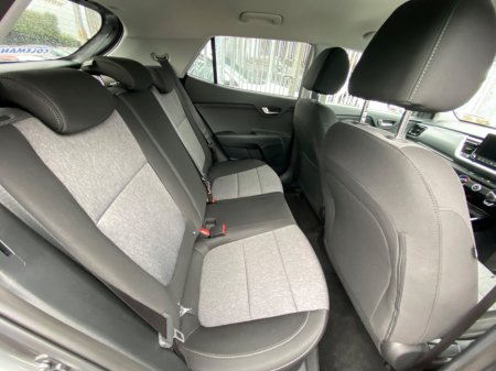 2025 Kia Stonic - photo 17