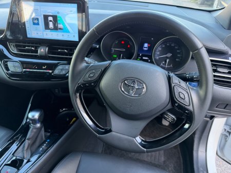2022 Toyota C-HR - photo 10