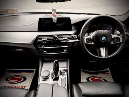 2018 BMW 5-Series - photo 12