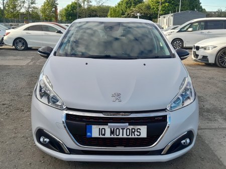 2017 Peugeot 208 - photo 2