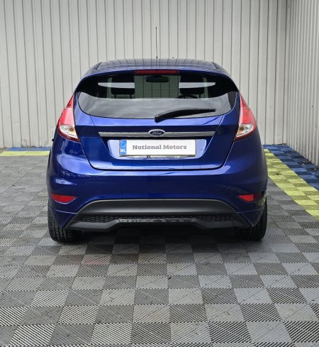2015 Ford Fiesta - photo 4