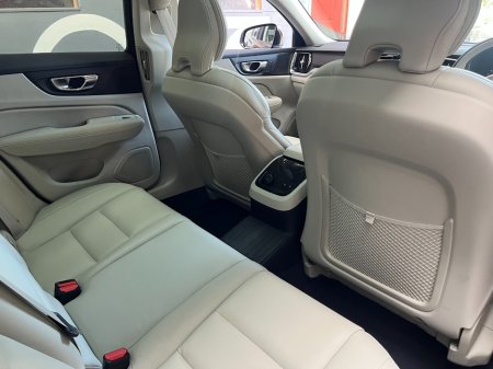 2025 Volvo V60 - photo 16