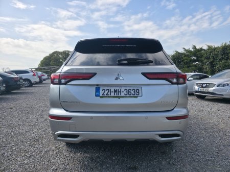 2022 Mitsubishi Outlander - photo 4