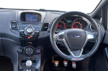 2016 Ford Fiesta - photo 11