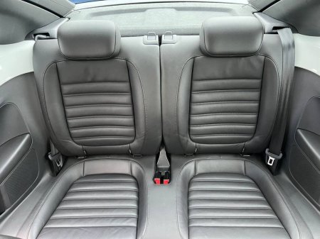 2014 Volkswagen Beetle - photo 12