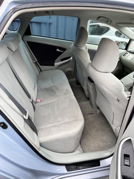 2010 Toyota Prius - photo 2