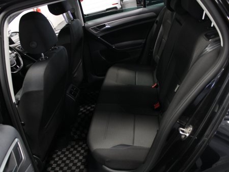 2017 Volkswagen Golf - photo 32