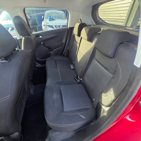 2013 Proton Persona - photo 18
