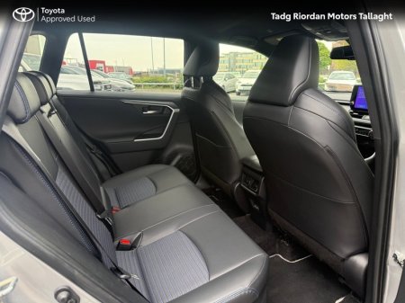 2024 Toyota RAV4 - photo 10