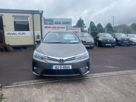 2018 Toyota Corolla - photo 2